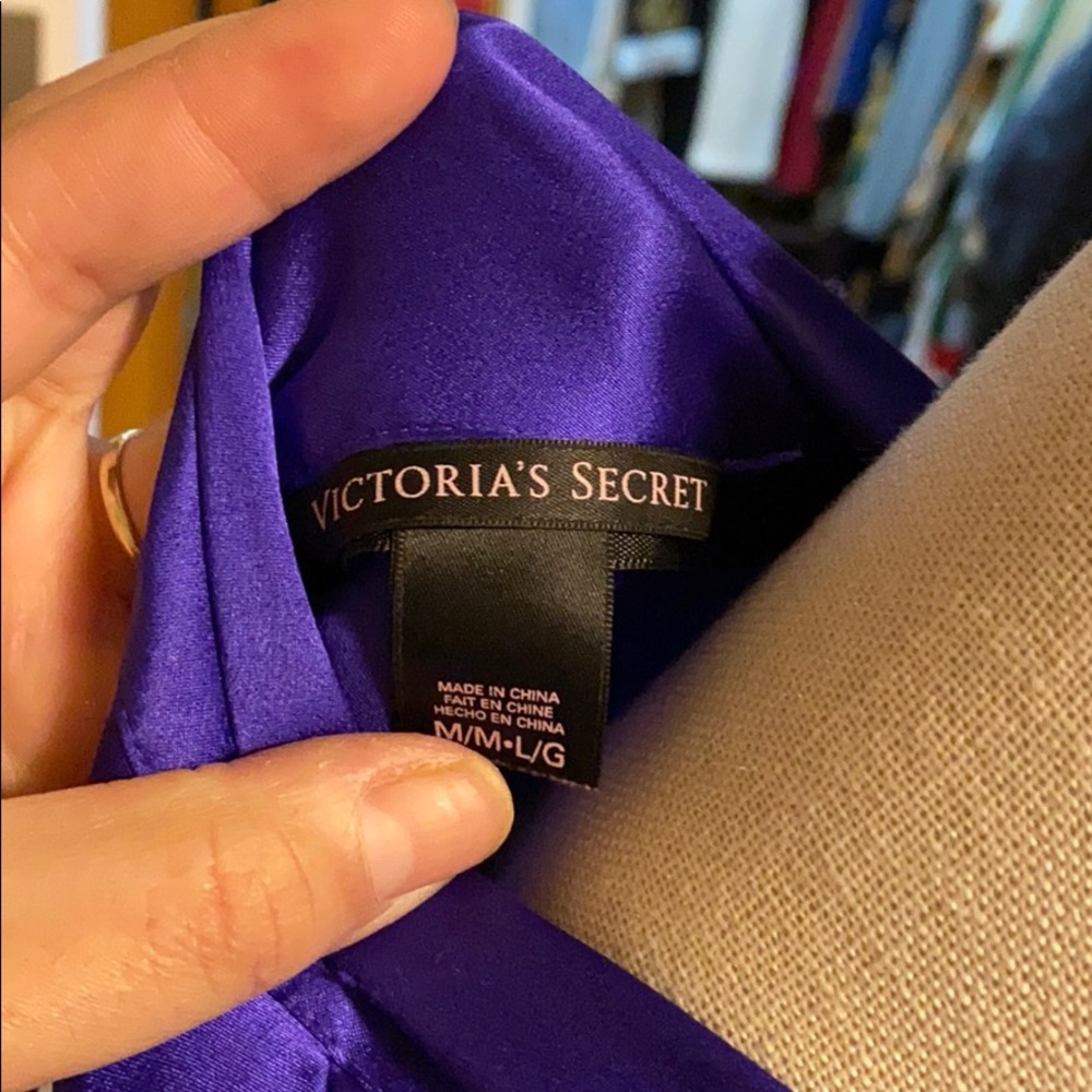Victoria Secret Kimono Robe - Picture 3 of 3